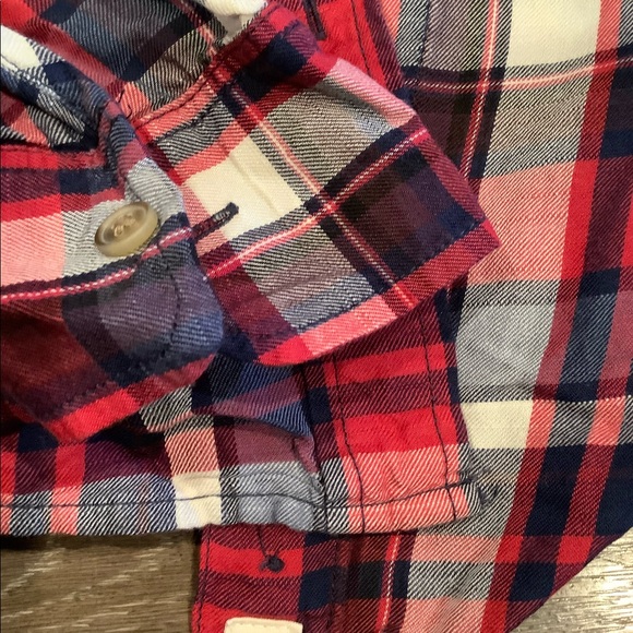 American Eagle Outfitters Button Down Top - Size L - Picture 3 of 4